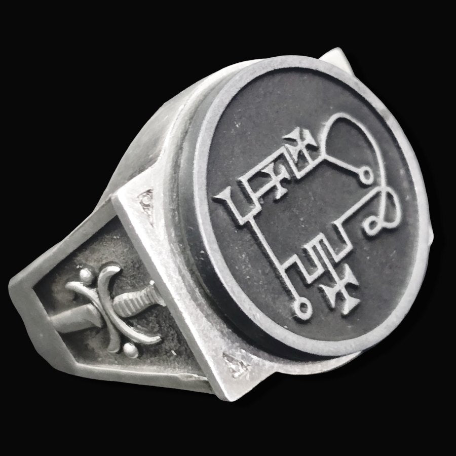 Demon Ring 37 MARQUES PHENEX 72 Demons Lesser Key of Solomon Goetia In Silver 2.2 cm x 1.8 cm 18 Gr Art 1815 - Bricks Masons