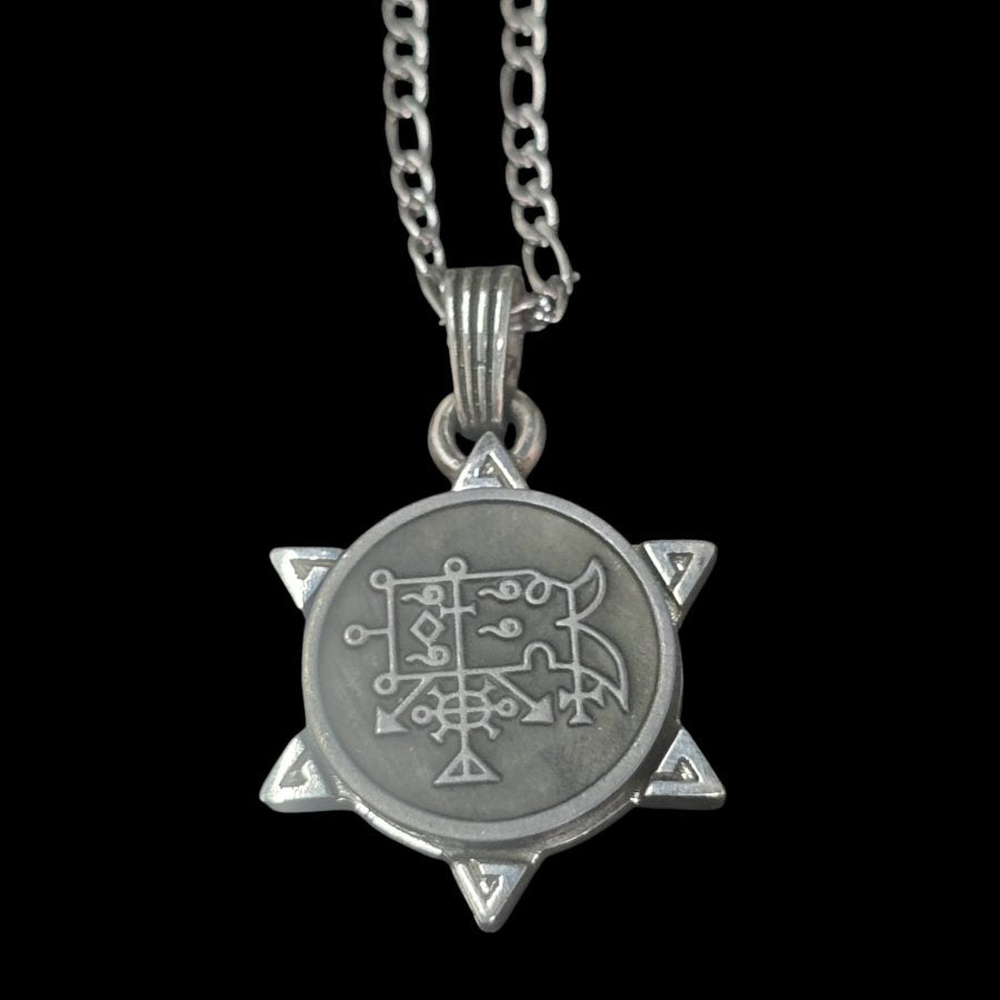 Demon Pendant 53 PRESIDENT CAMIO and Secret Seal Solomon 72 Demons Minor Key of Solomon Goetia In Silver 3 x 2.5 cm 12 Gr Art 1912 - Bricks Masons