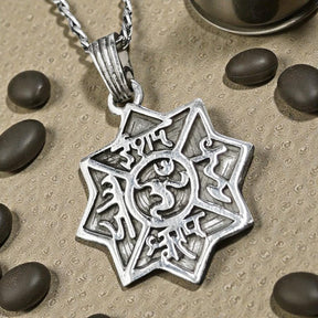 Om Jai Isham Ishvaram Pendant In Silver 8 Gr 3 Cm Art 944 - Bricks Masons