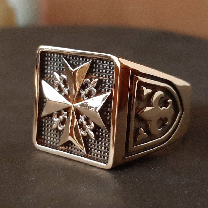 Order Of Malta Ring - Medieval gold, Templar cross ring, Free Mason ring, Lodje ring - Bricks Masons