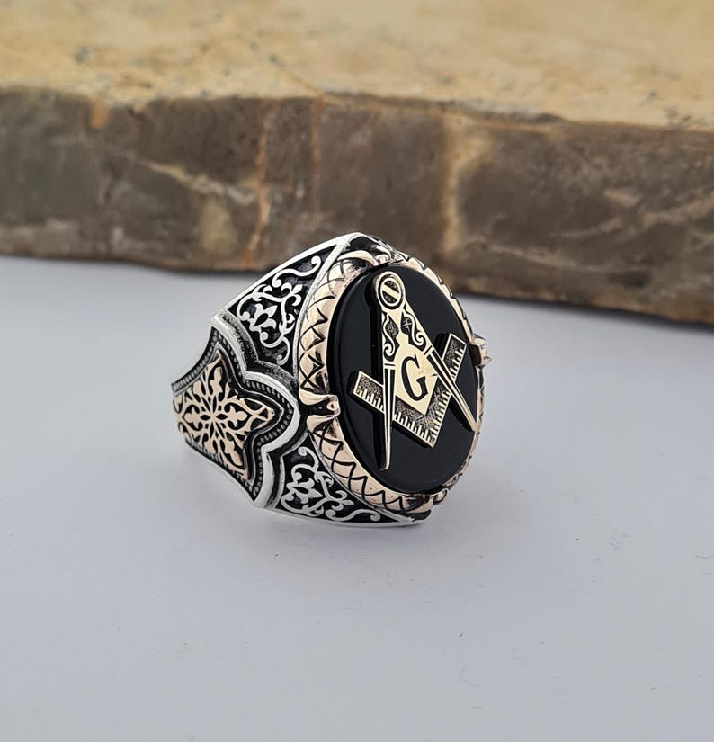 Master Mason Blue Lodge Ring - Sterling Silver Onyx - Bricks Masons