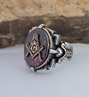 Master Mason Blue Lodge Ring - Sterling Silver Masonic Garnet Zircon - Bricks Masons