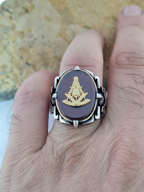 Master Mason Blue Lodge Ring - Garnet Zircon Compass & Square - Bricks Masons